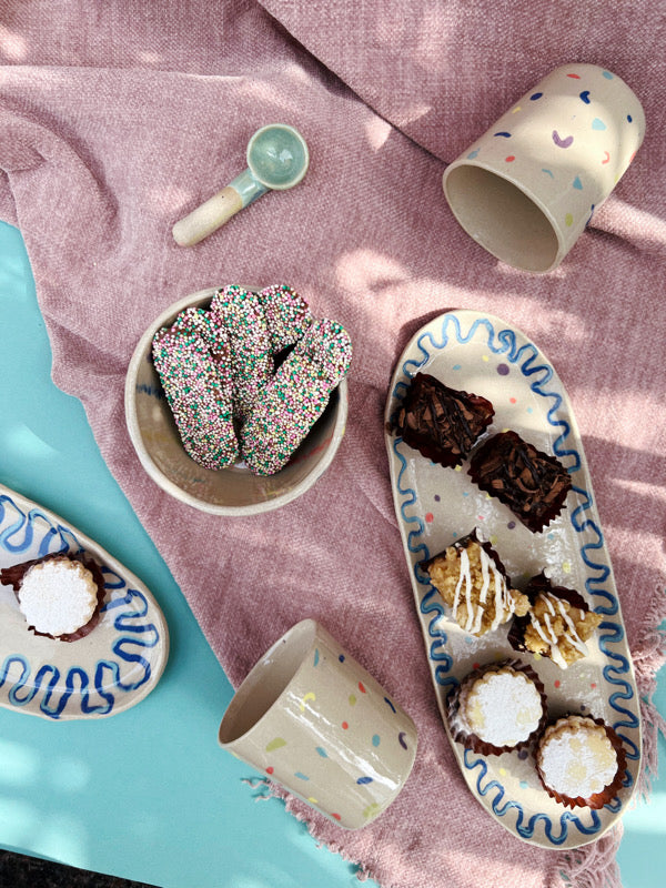 Bowl confeti