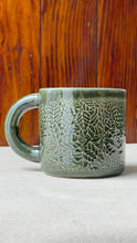 Cargar imagen en el visor de la galería, Taza Verde Hoja S.

